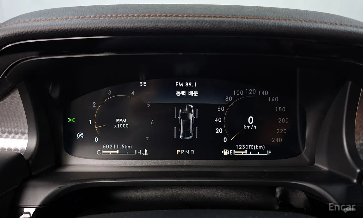 Фото 8 - Lincoln Aviator