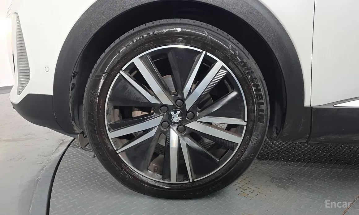 Фото 5 - Peugeot 5008