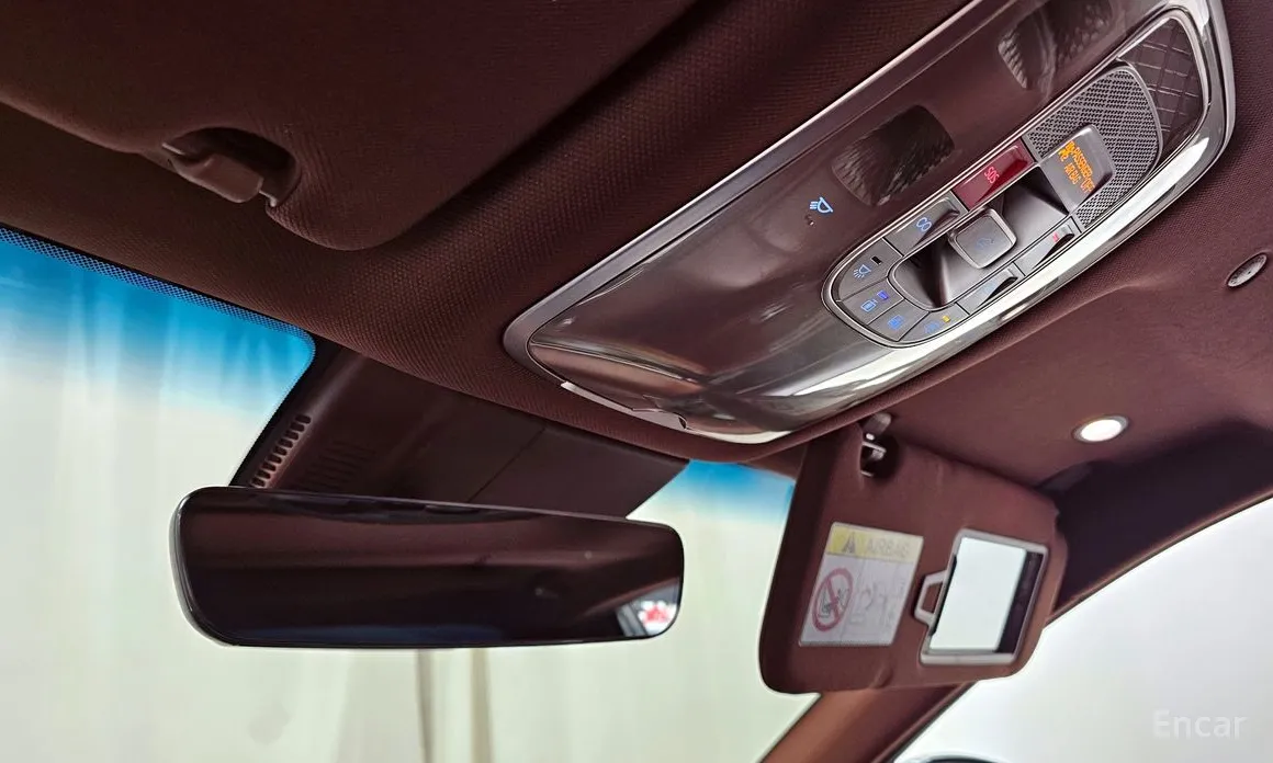 Фото 17 - Genesis G90