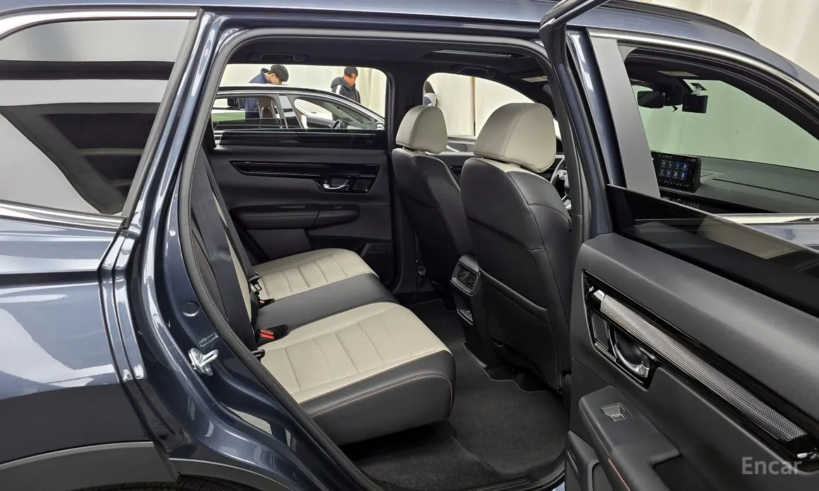 Фото 12 - Honda CR-V