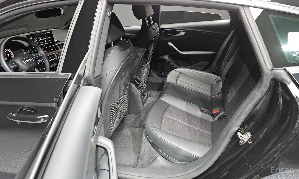 Фото 11 - Audi A5