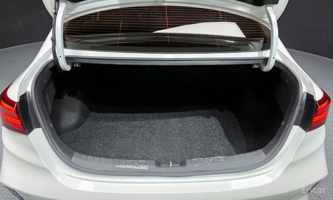 Фото 20 - Kia K3