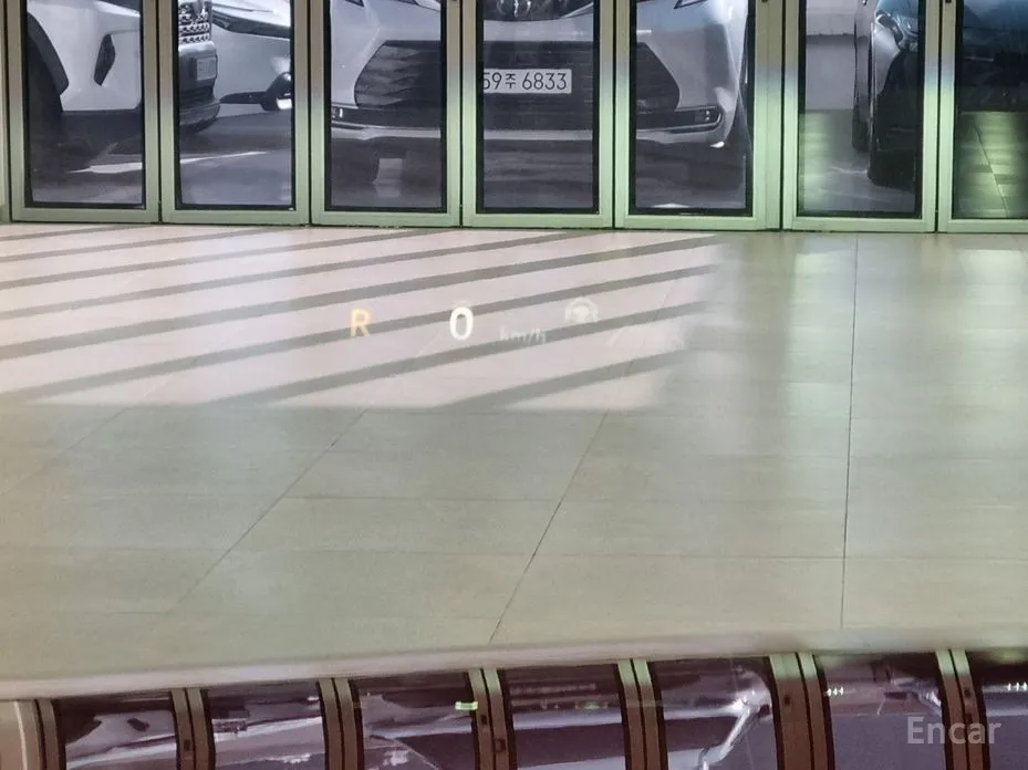 Фото 14 - Toyota Crown