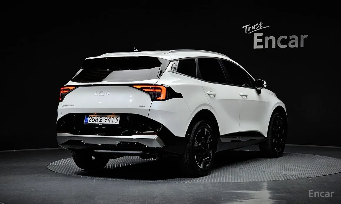 Фото 2 - Kia Sportage