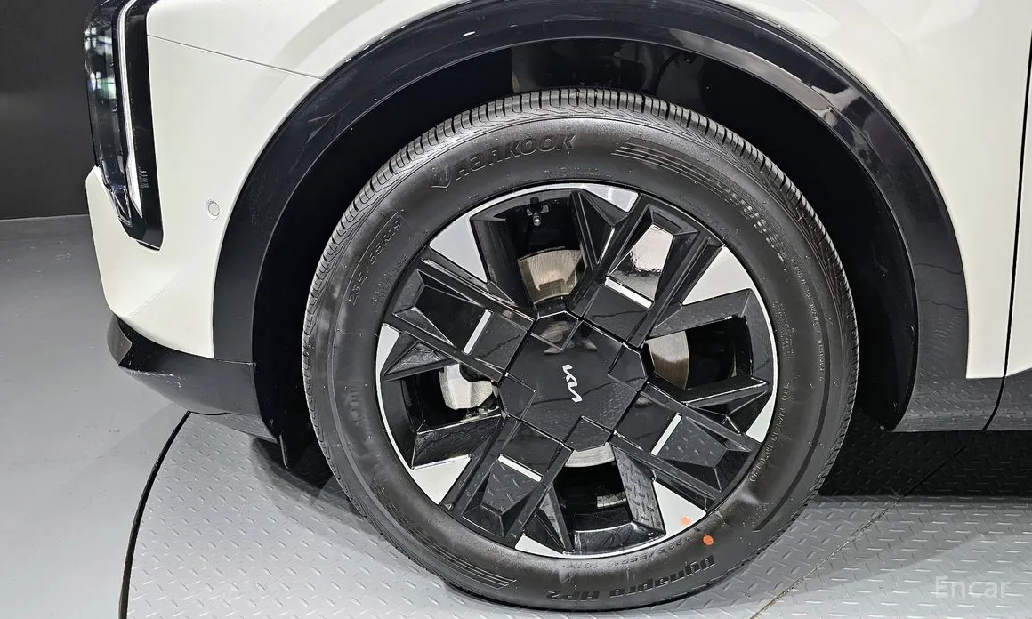 Фото 5 - Kia Sportage