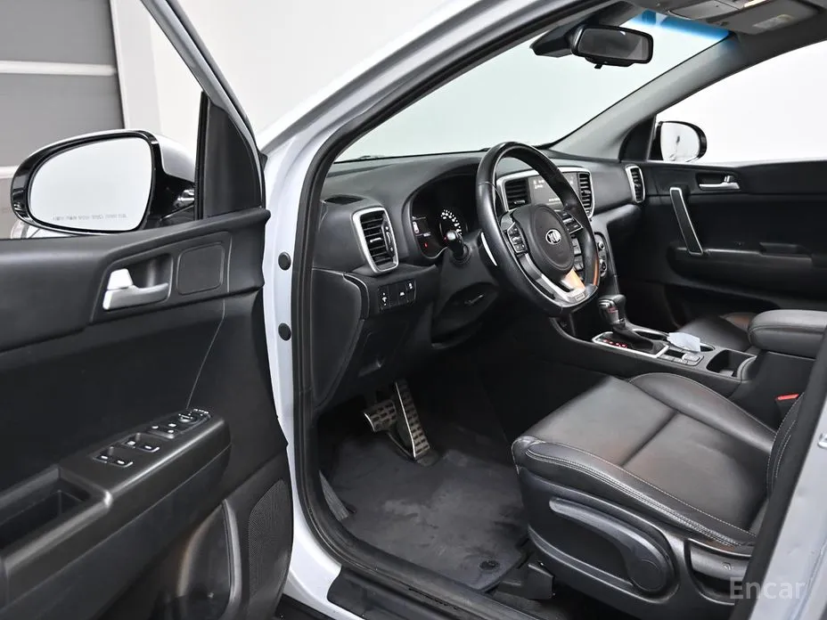 Фото 11 - Kia Sportage