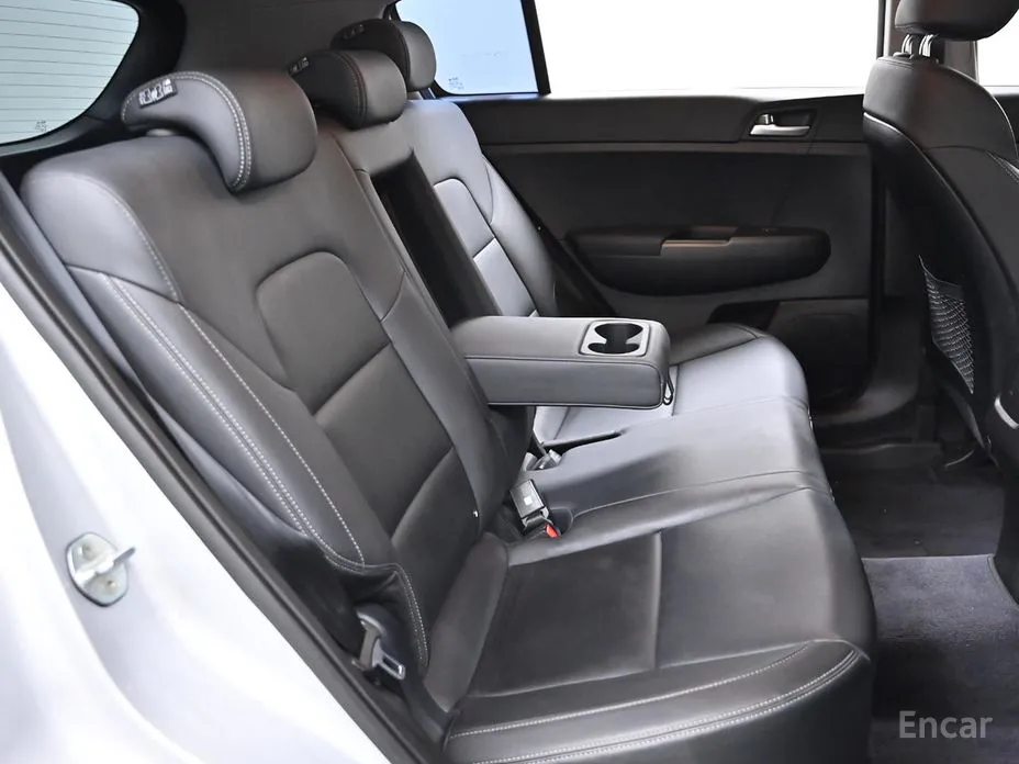 Фото 12 - Kia Sportage