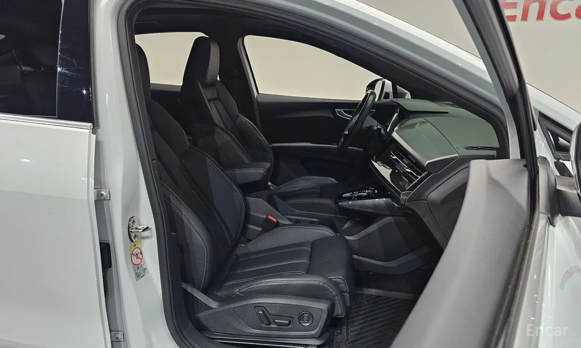 Фото 10 - Audi Q4 e-tron