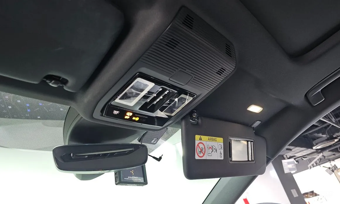 Фото 19 - Audi Q4 e-tron