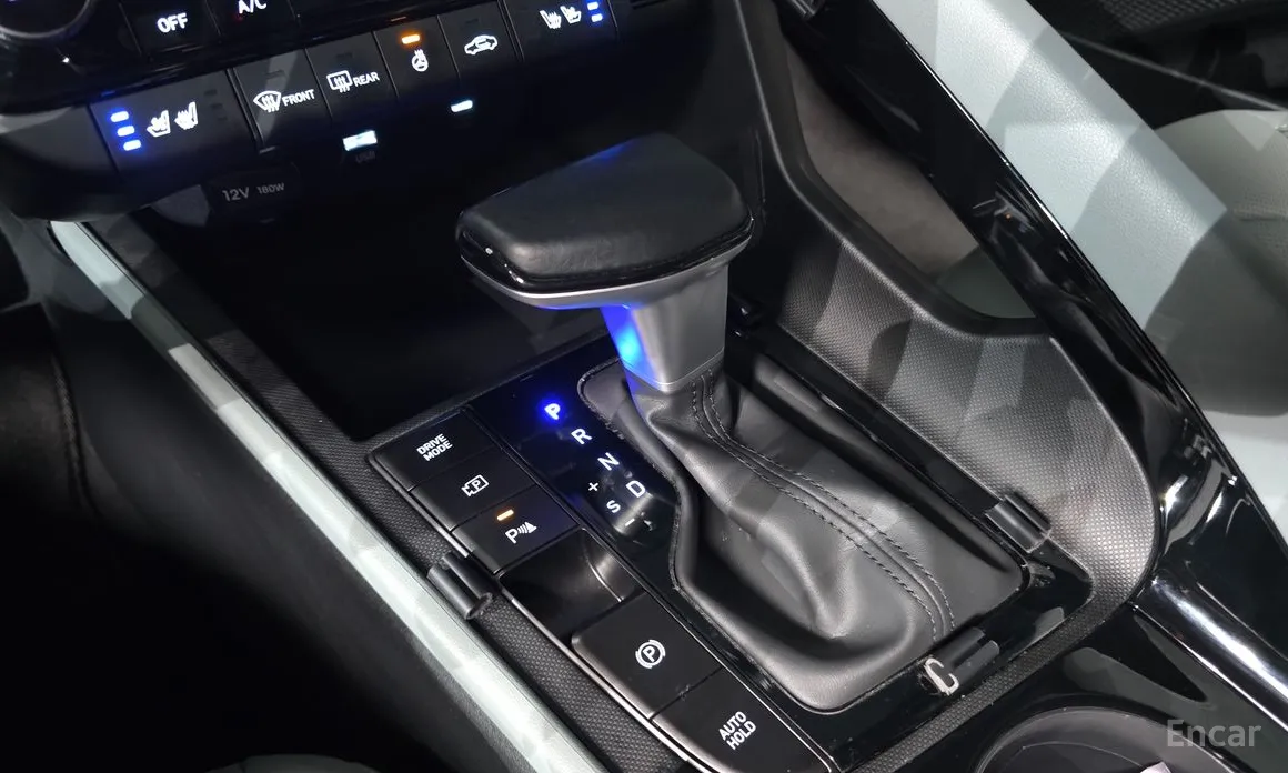 Фото 9 - Hyundai Avante