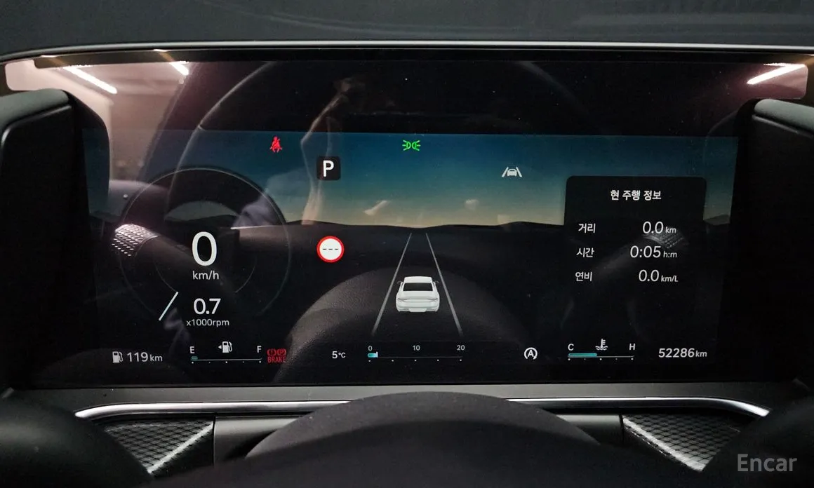 Фото 8 - Genesis G90