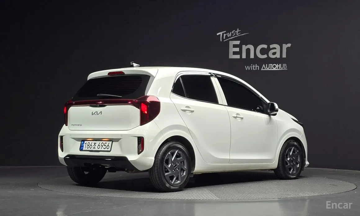 Фото 2 - Kia Morning