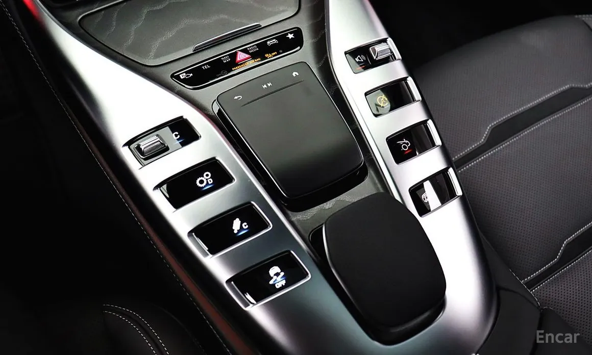 Фото 17 - Mercedes-Benz AMG GT