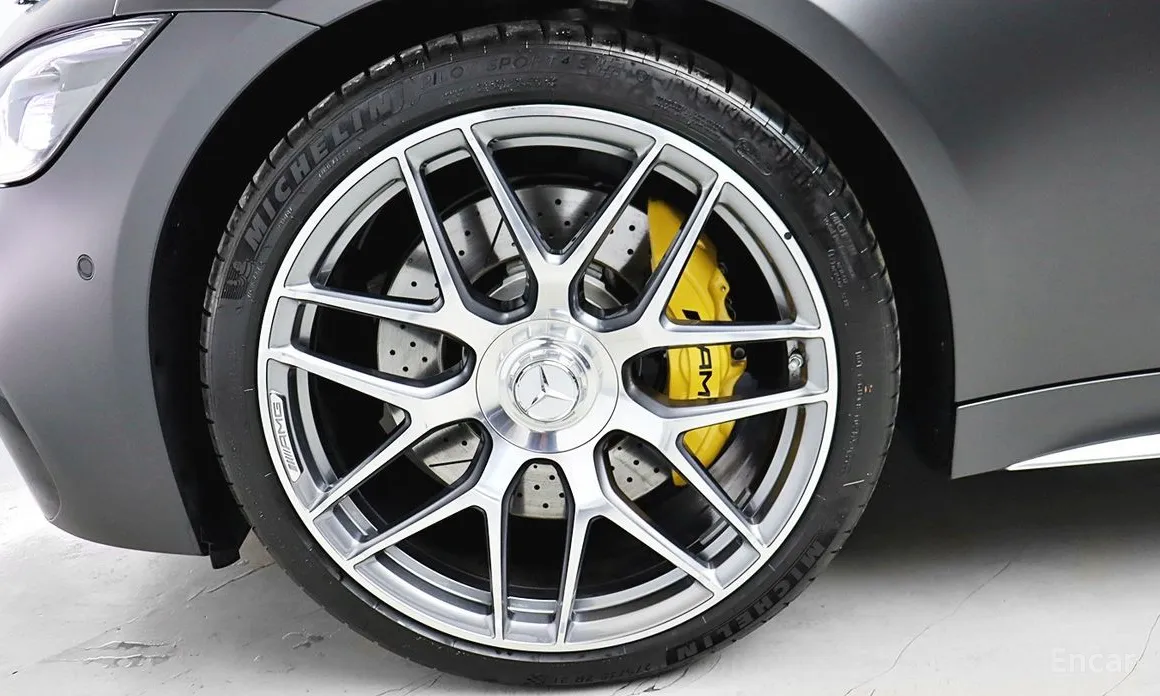 Фото 5 - Mercedes-Benz AMG GT