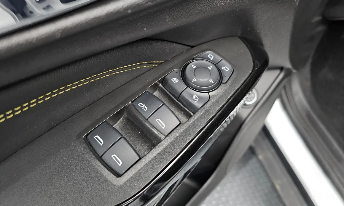 Фото 12 - Chevrolet Trax