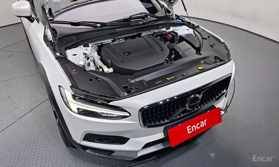 Фото 6 - Volvo V90