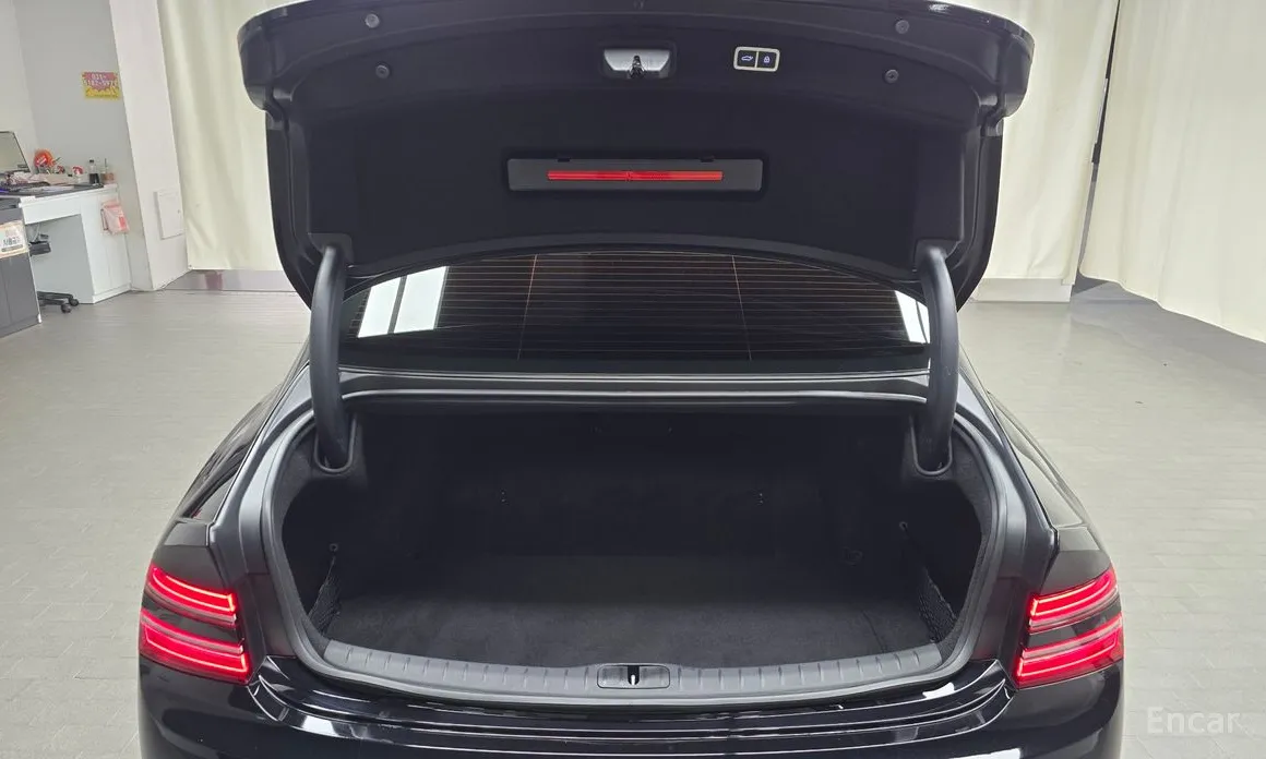 Фото 20 - Genesis G80