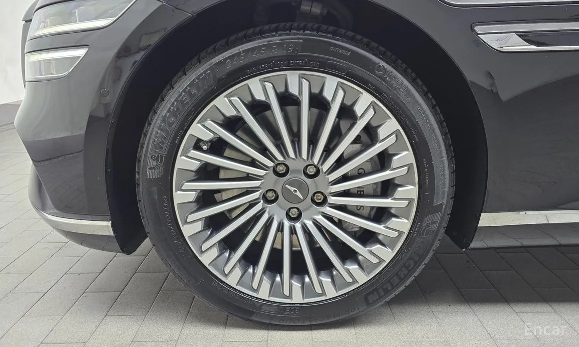 Фото 5 - Genesis G80