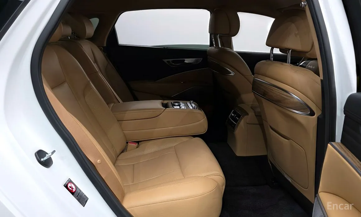 Фото 12 - Kia K9