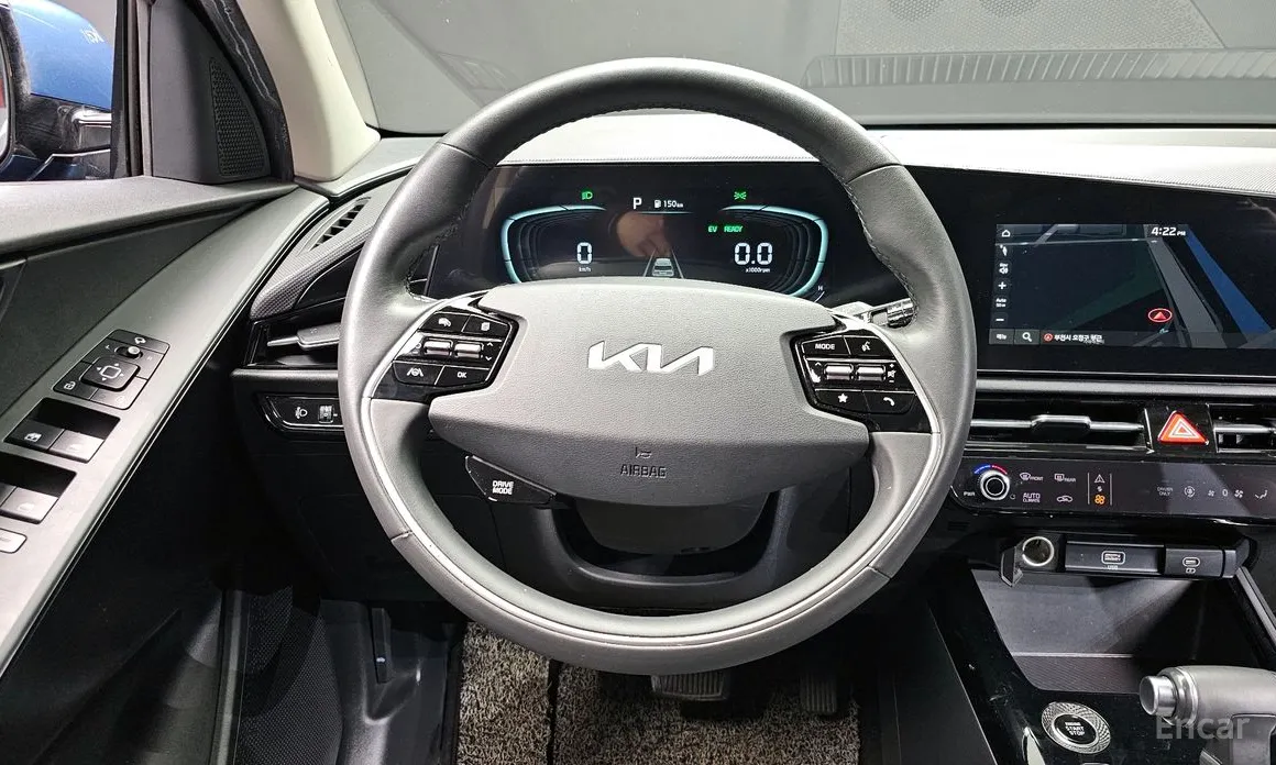 Фото 13 - Kia Niro