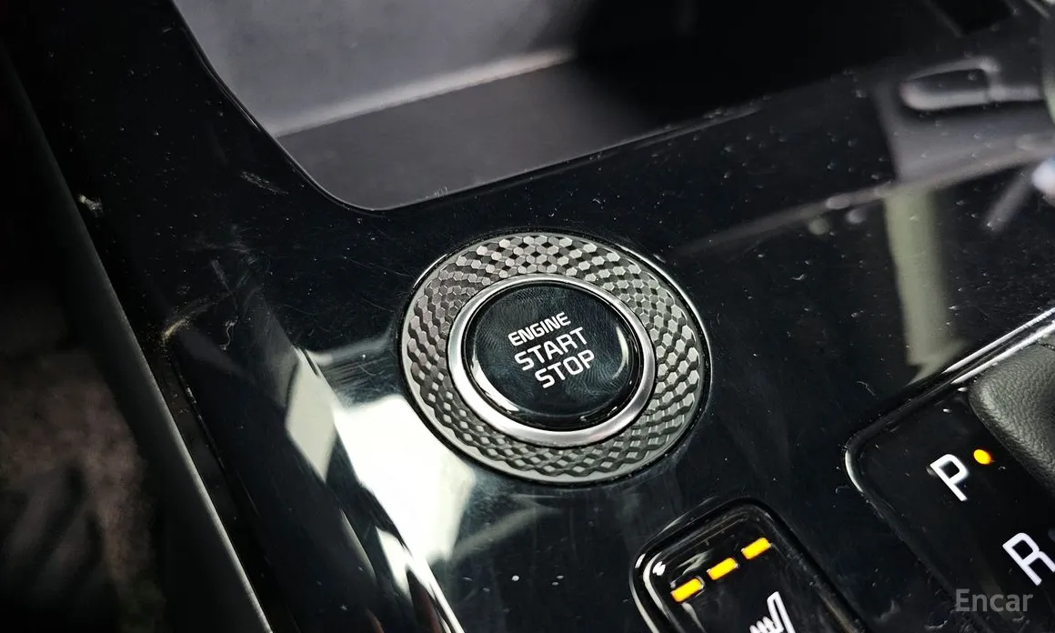 Фото 19 - Kia Niro