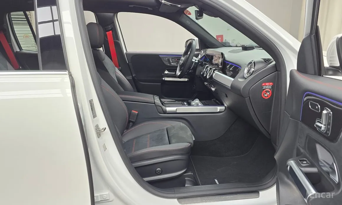 Фото 11 - Mercedes-Benz GLB-Class