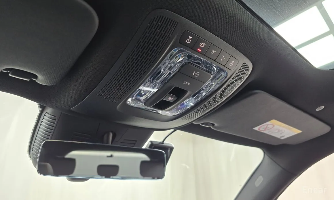 Фото 17 - Mercedes-Benz GLB-Class