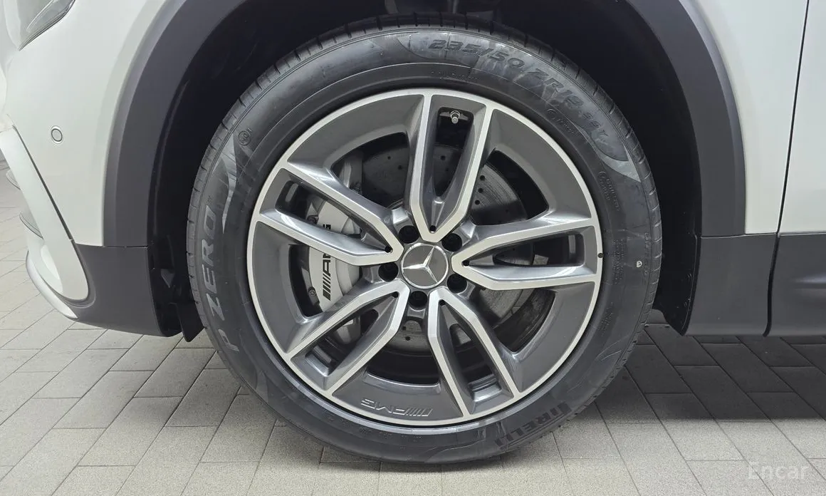 Фото 5 - Mercedes-Benz GLB-Class