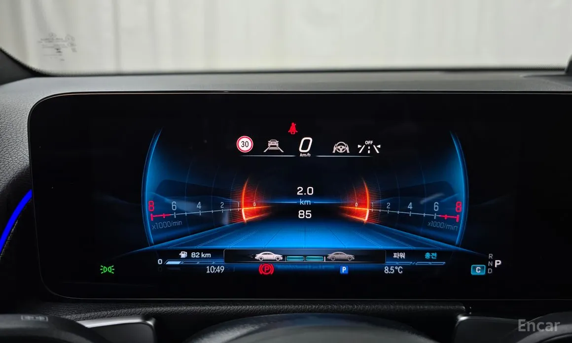 Фото 8 - Mercedes-Benz GLB-Class