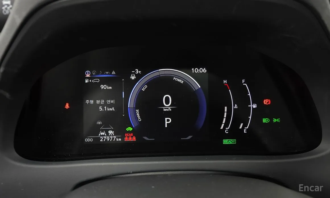 Фото 8 - Lexus UX