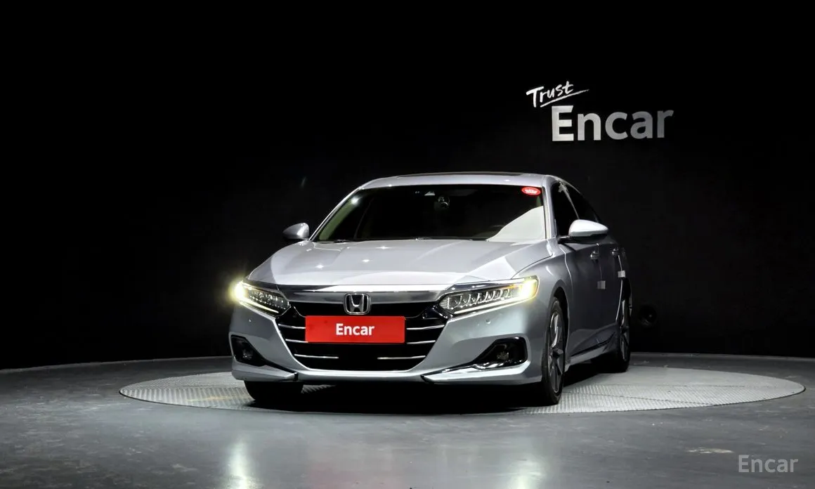 Фото 3 - Honda Accord