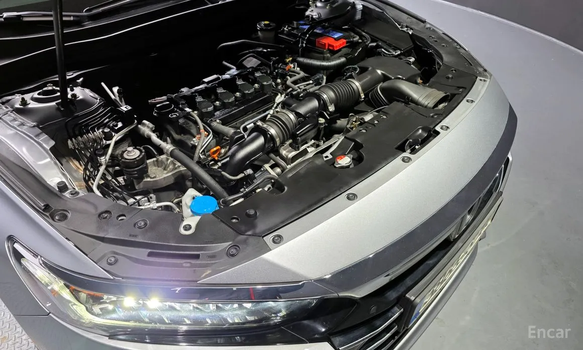 Фото 6 - Honda Accord