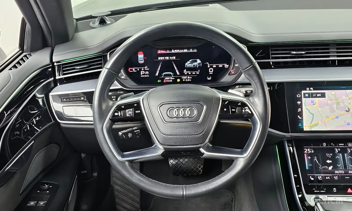 Фото 13 - Audi A8