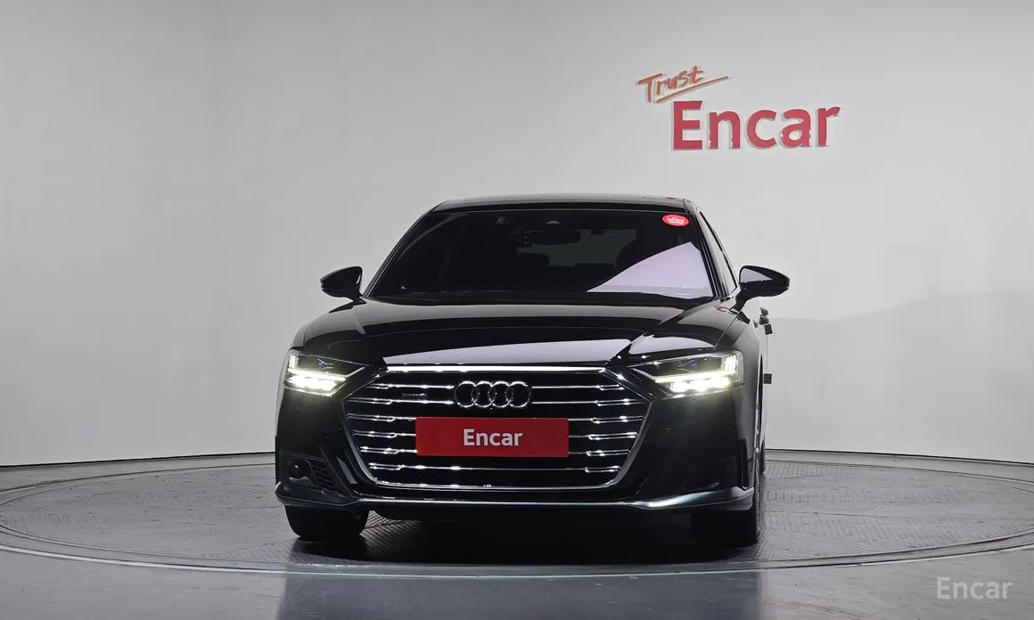 Фото 3 - Audi A8