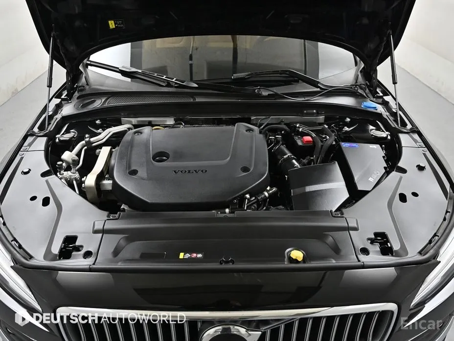 Фото 6 - Volvo S90