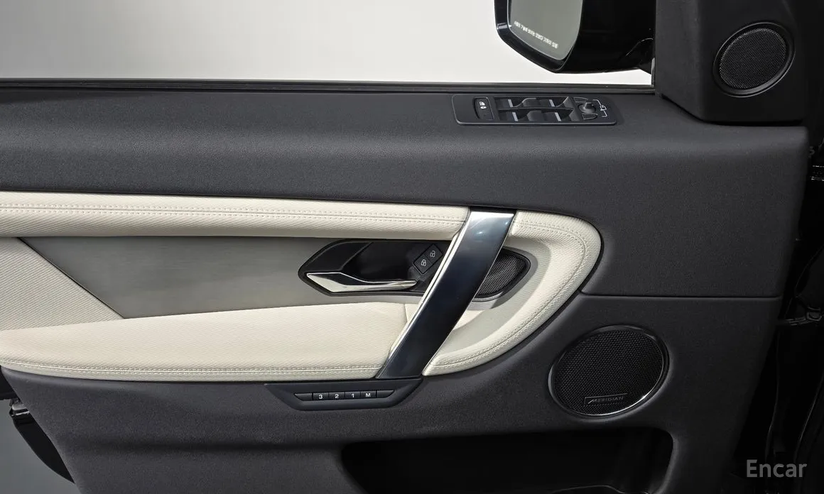 Фото 17 - Land Rover Discovery Sport