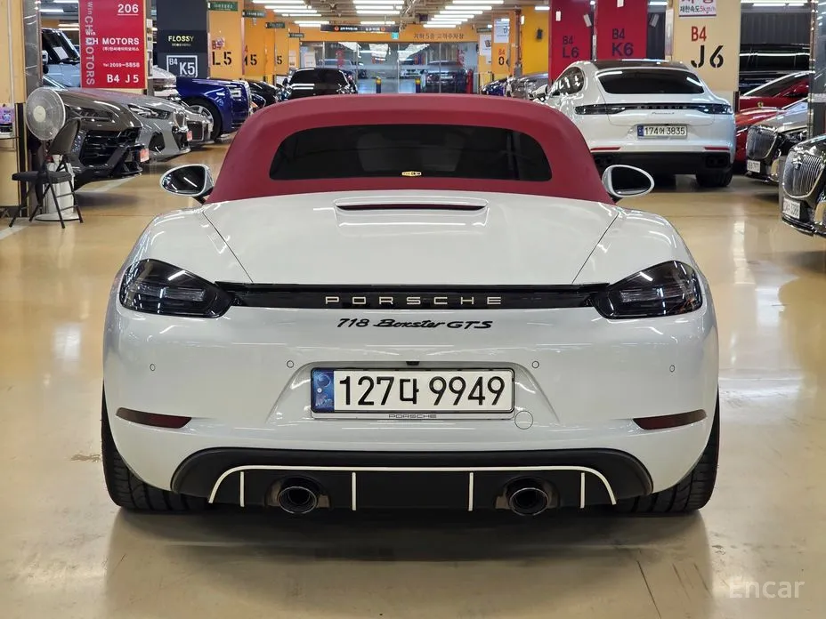 Фото 4 - Porsche 718