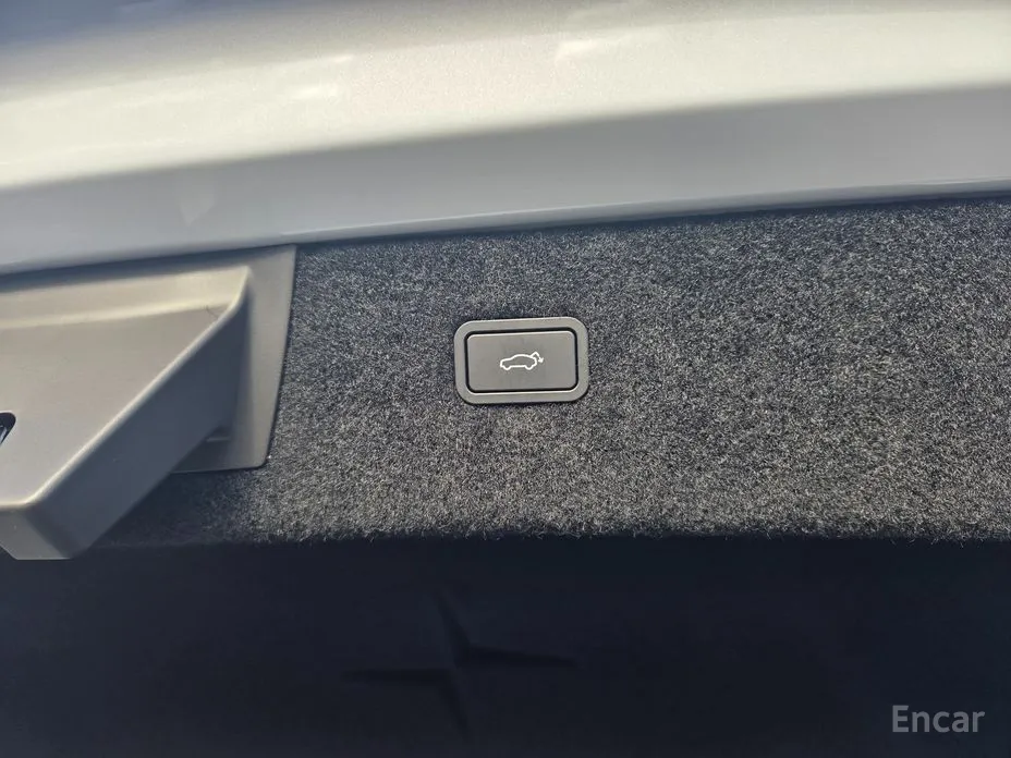 Фото 20 - Polestar 4