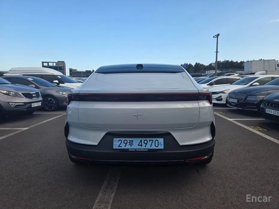 Фото 4 - Polestar 4