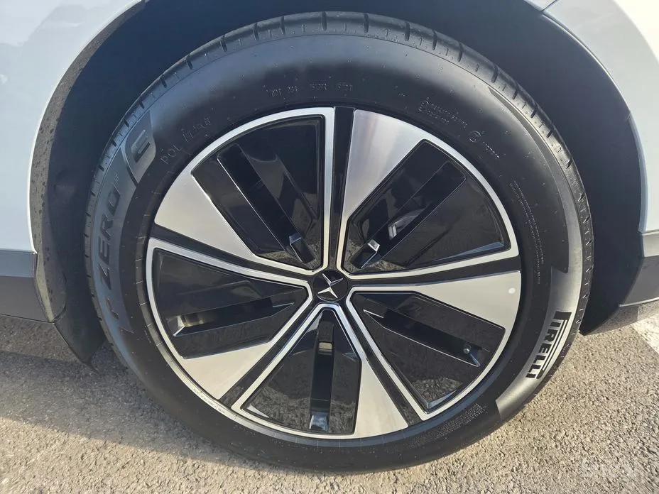 Фото 5 - Polestar 4