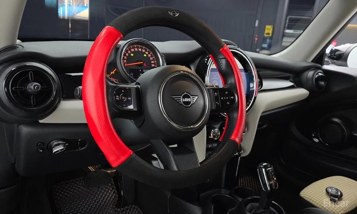 Фото 13 - Mini Cooper