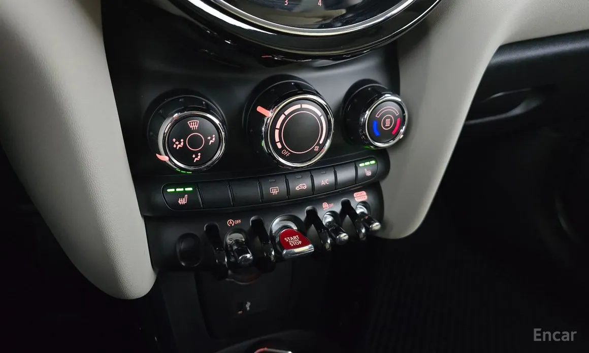 Фото 18 - Mini Cooper