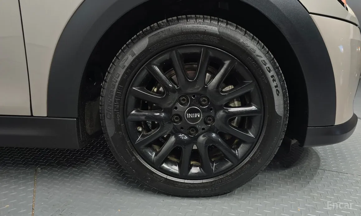 Фото 5 - Mini Cooper