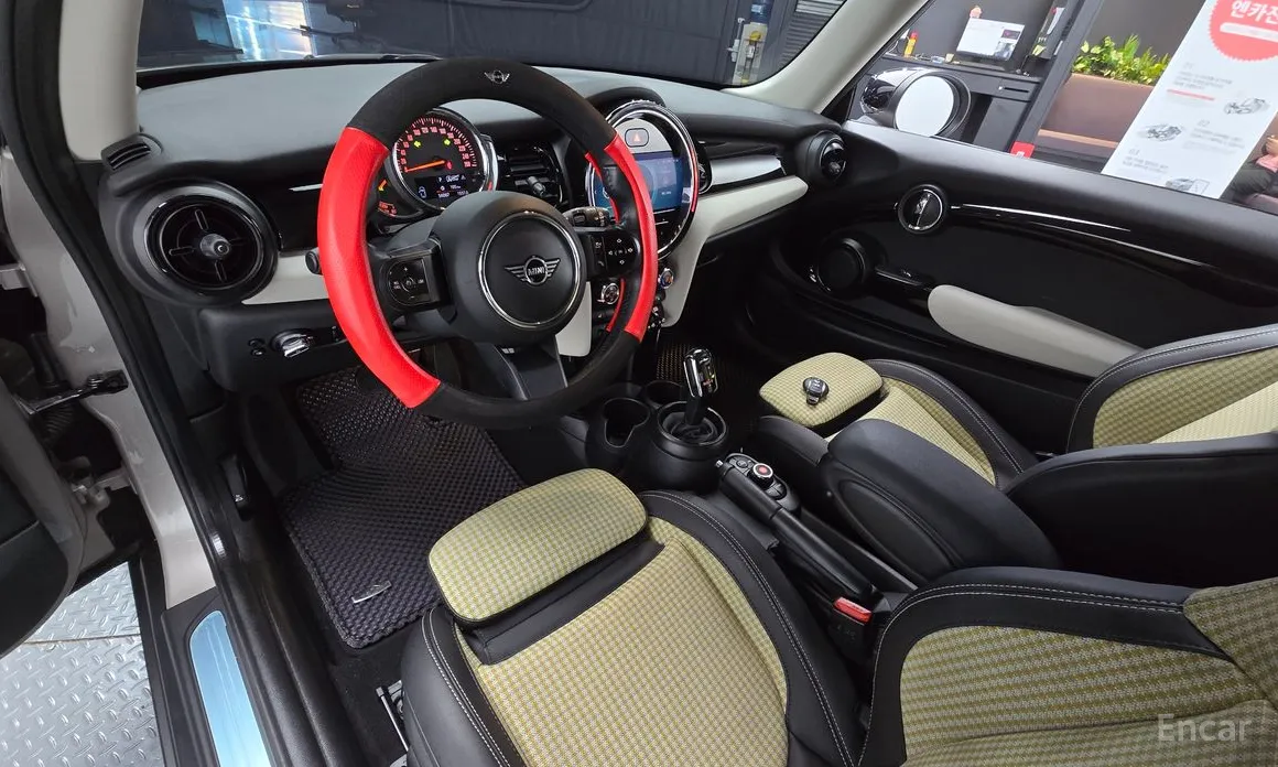 Фото 7 - Mini Cooper