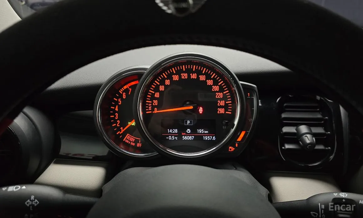 Фото 8 - Mini Cooper