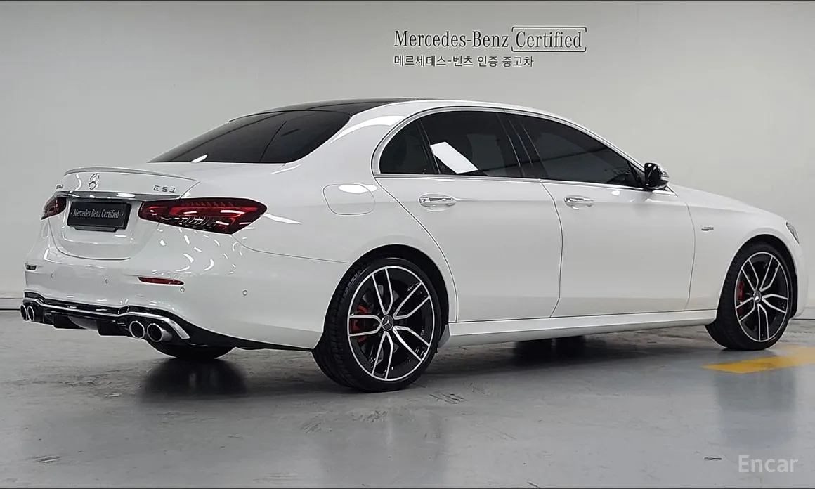 Фото 2 - Mercedes-Benz E-Class