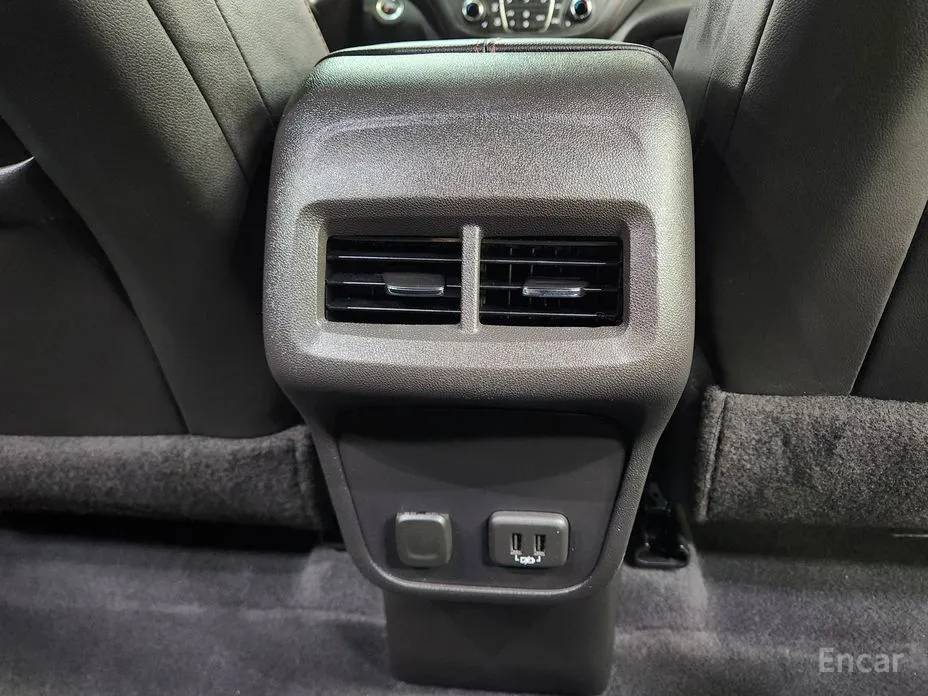 Фото 16 - Chevrolet Equinox