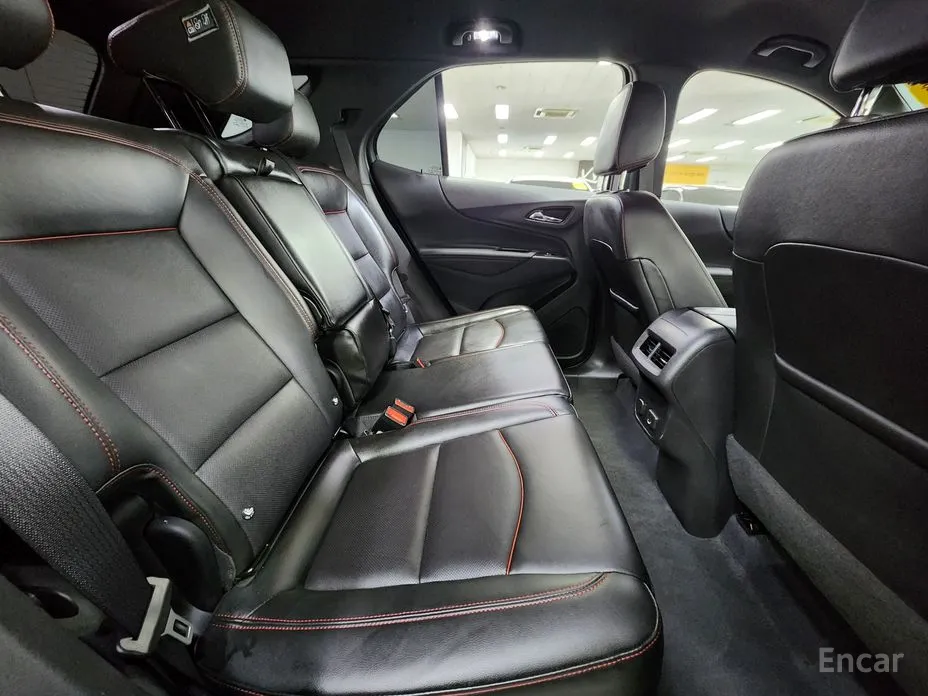 Фото 17 - Chevrolet Equinox