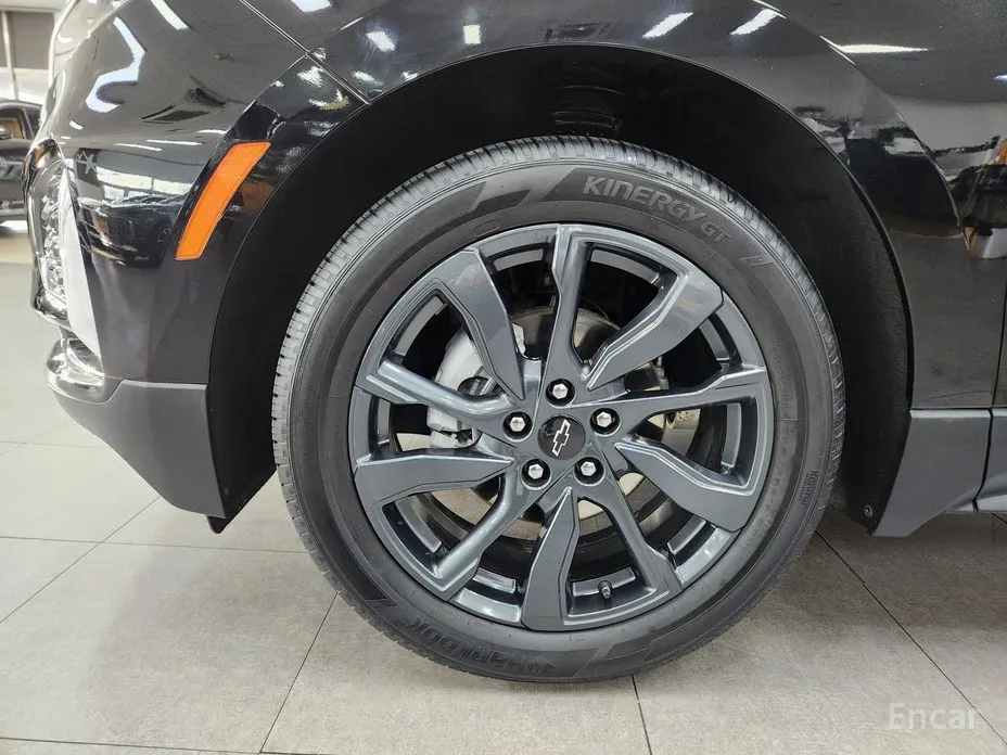 Фото 20 - Chevrolet Equinox