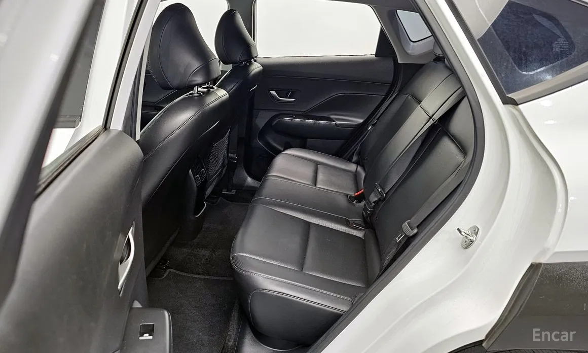 Фото 11 - Hyundai Kona